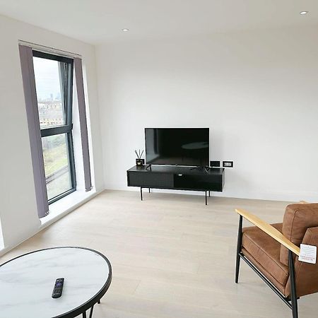 Luxury Modern Flat Near Center Apartment London Bagian luar foto