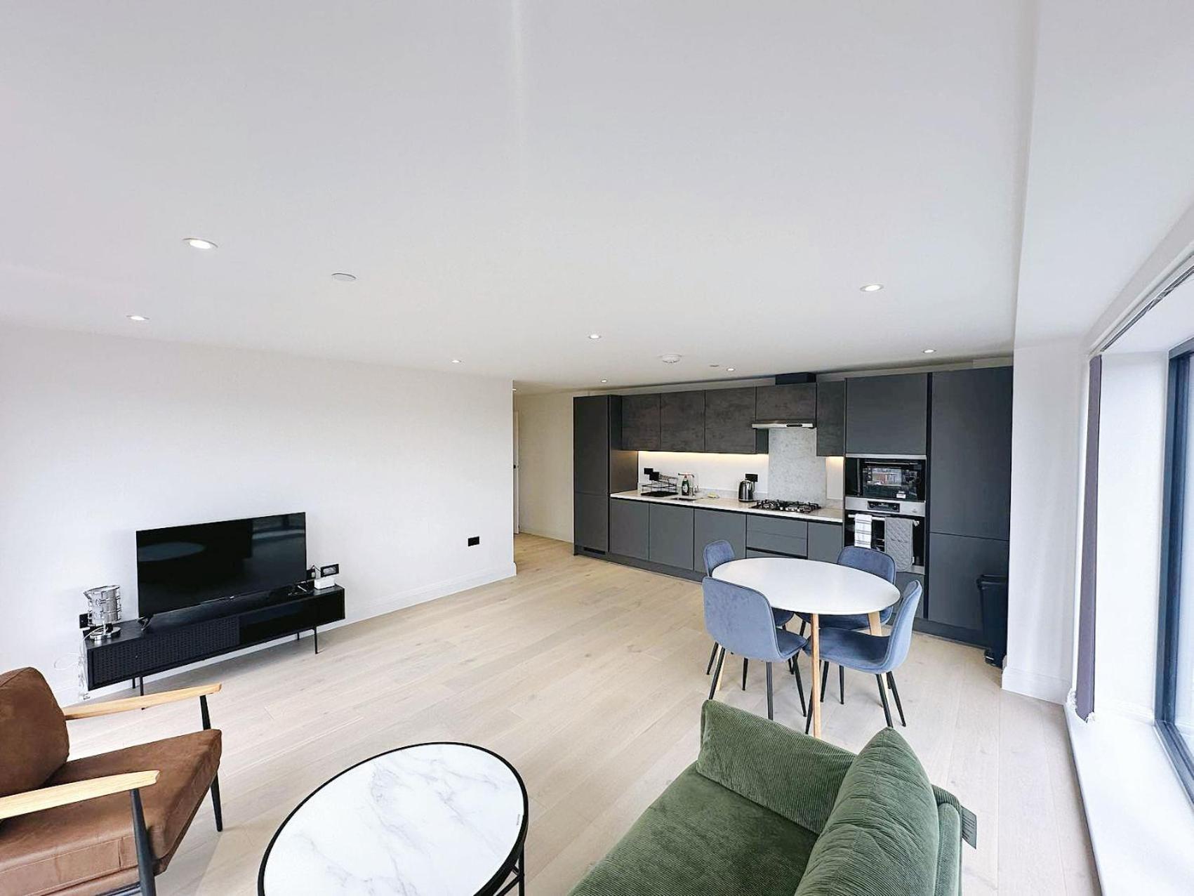 Luxury Modern Flat Near Center Apartment London Bagian luar foto